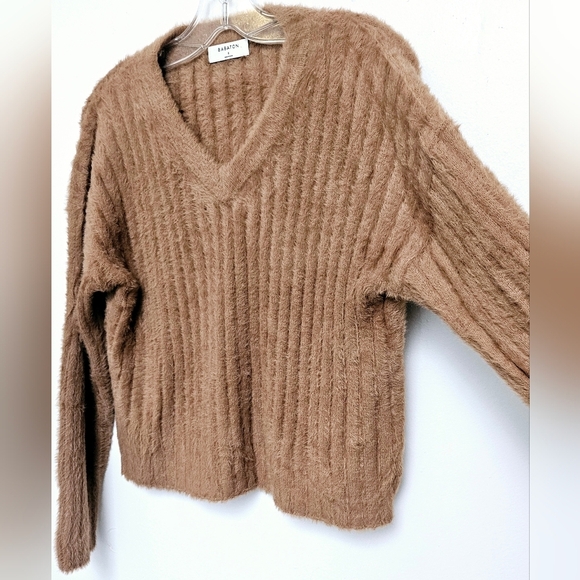 Babaton Aritzia Ulman Small Boxy Boho Caramel Ribbed Pullover Staple Sweater - Picture 6 of 8